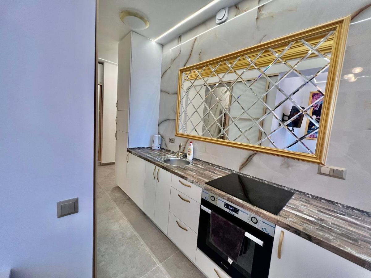 דירות צ'יסינאו City Central Apart מראה חיצוני תמונה